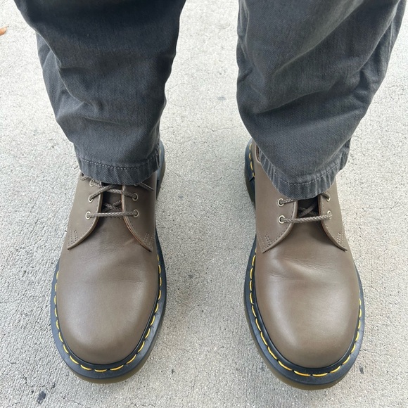 Dr Martens oxfords woman’s 8 men’s 7 - Picture 9 of 9